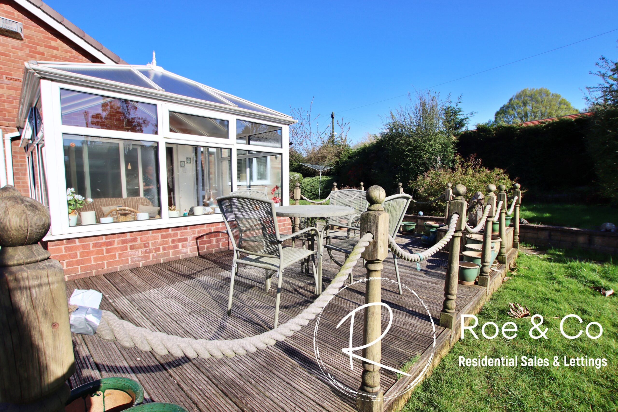 Cambourne Drive, Bolton, BL3 Roe & Co