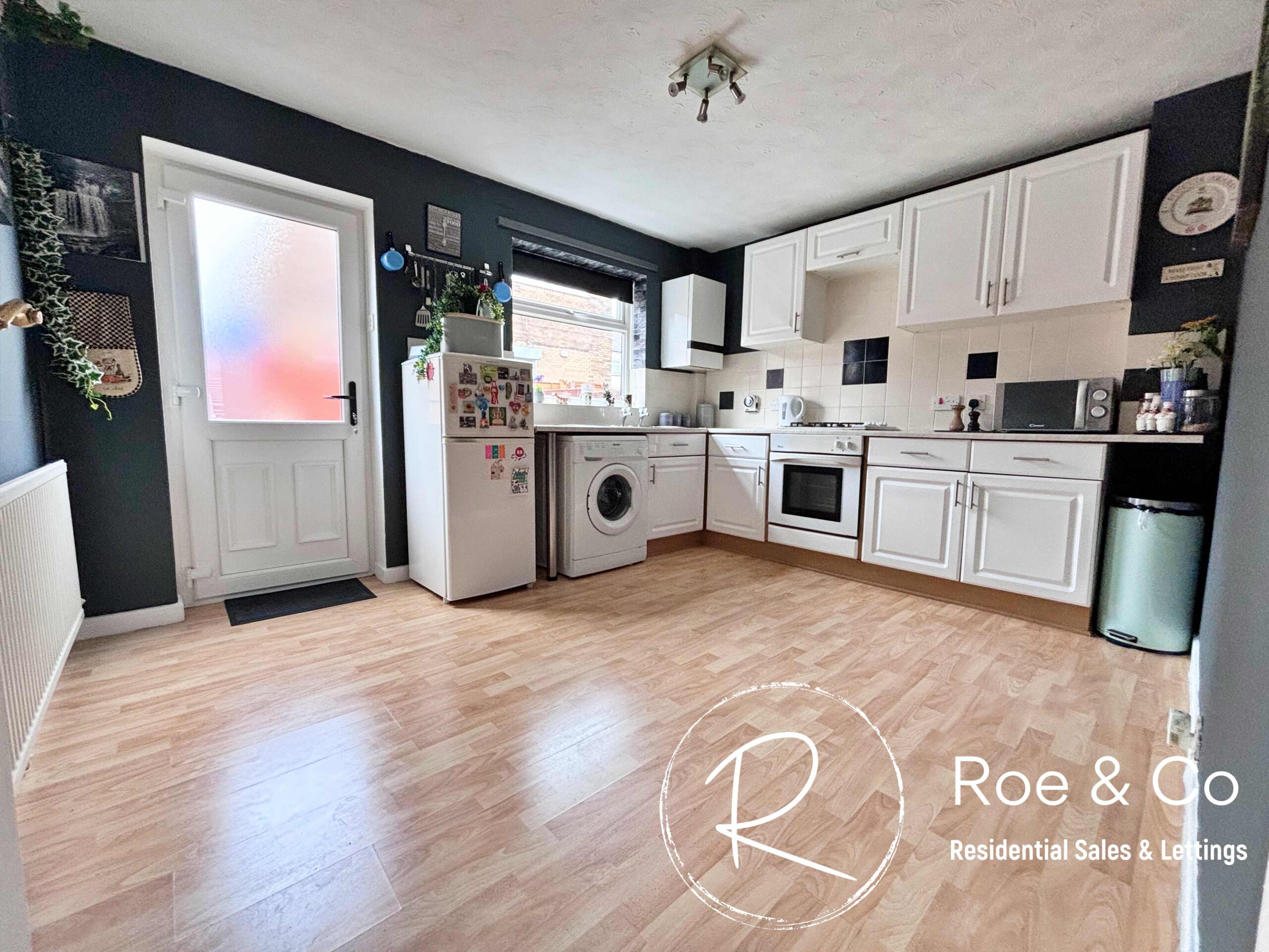 Queensgate, Bolton, BL1 Roe & Co