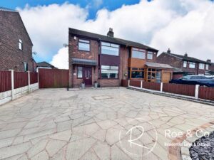 Park Road, Westhoughton, BL5