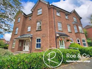 Sunningdale Court, Little Lever, BL3