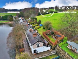 Lakeside Cottages, Standish, WN1
